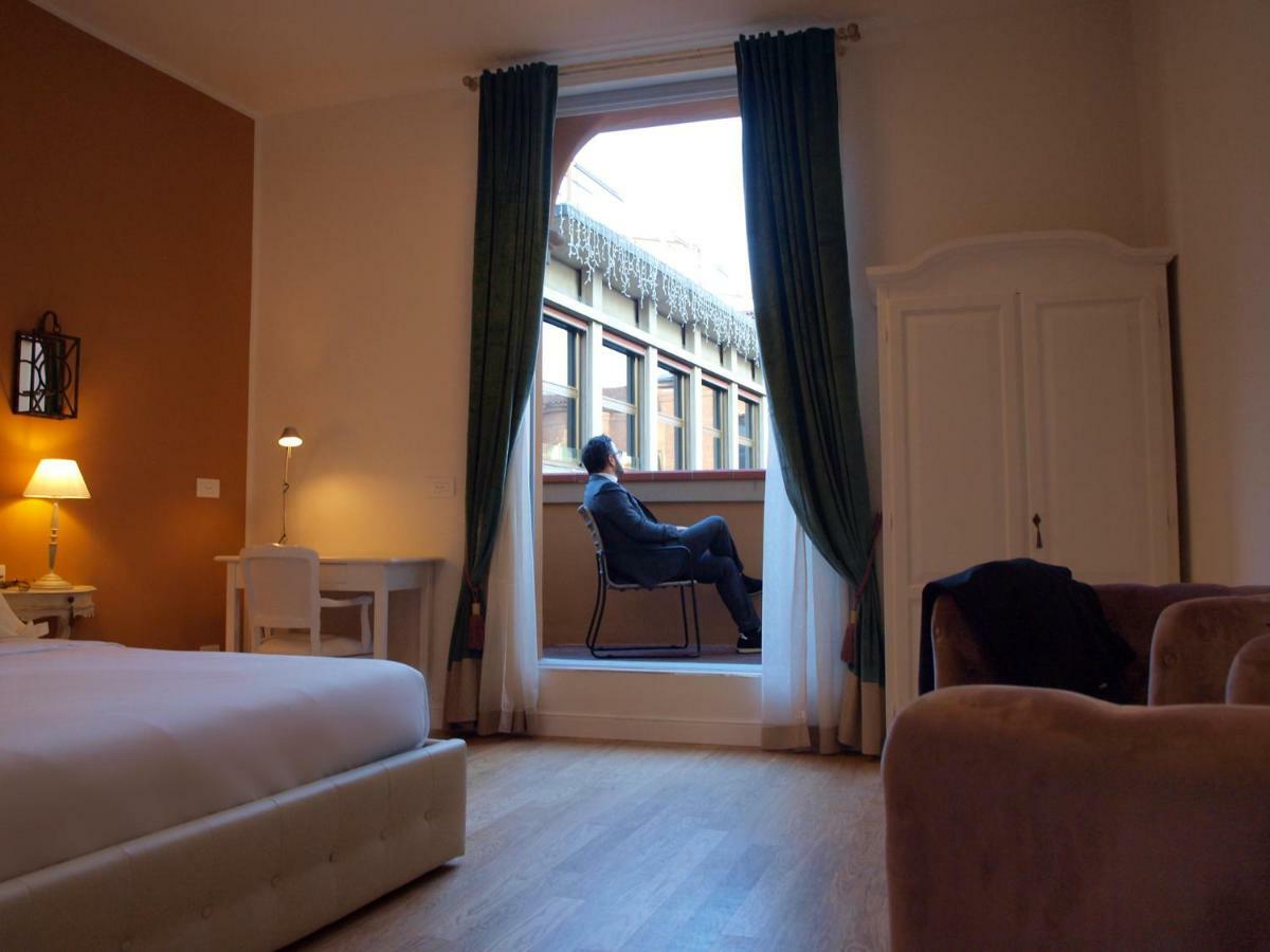 Cosmopolitan Central Rooms Bologna Exterior photo